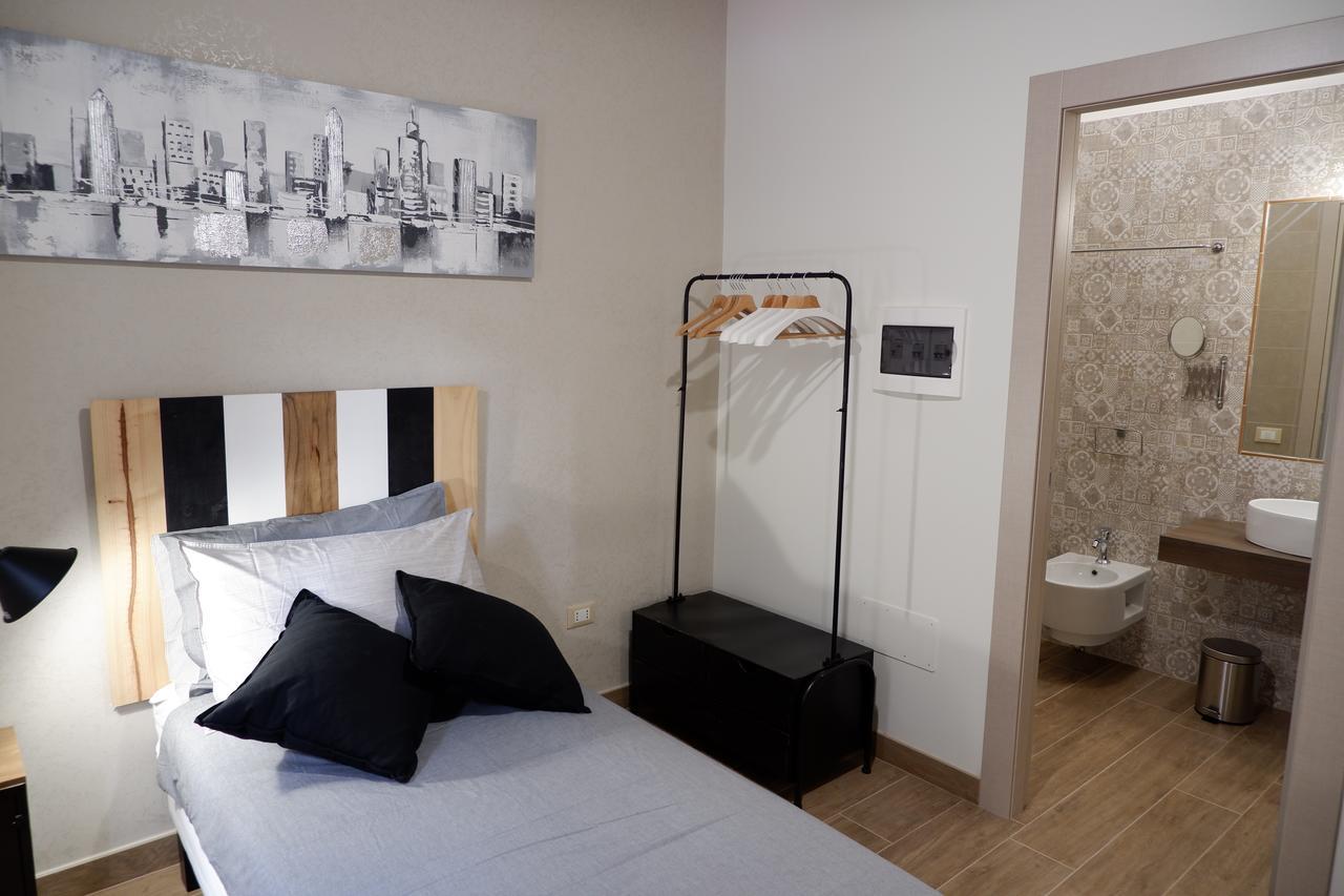 B&B Il Giardino In Citta - Parcheggio Privato Gratuito 福查 外观 照片